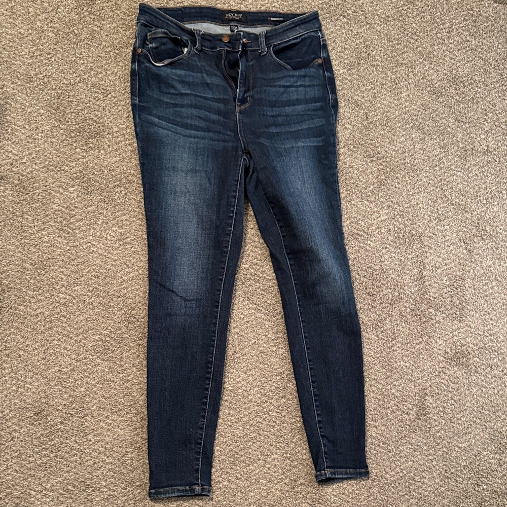Judy Blue Dark Wash Skinny Jeans